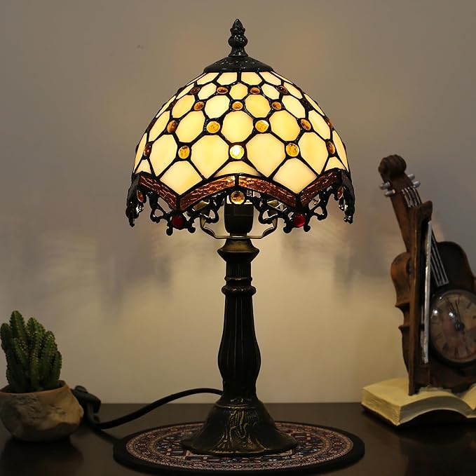 Tiffany Table lamp 8-inch Retro Stained Glass lamp Suitable for bedrooms Beside The Bed Living Room Night Lights and Home Offices