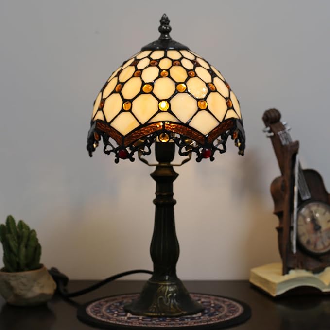 Tiffany Table lamp 8-inch Retro Stained Glass lamp Suitable for bedrooms Beside The Bed Living Room Night Lights and Home Offices