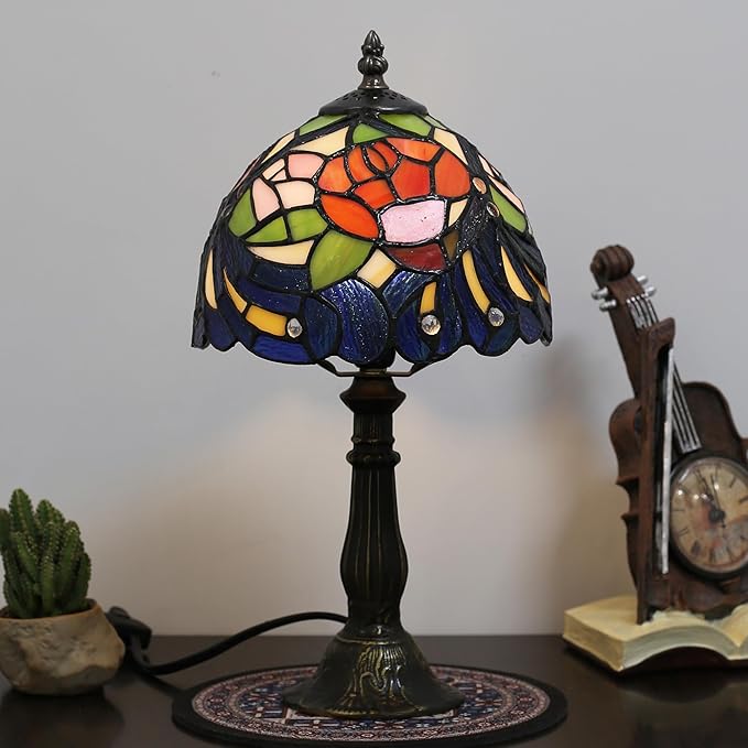 Tiffany Table lamp are Suitable for bedrooms Beside The Bed Living Rooms Night Lights 8-inch Small Vintage Stained Glass Table Lamps and Home Offices