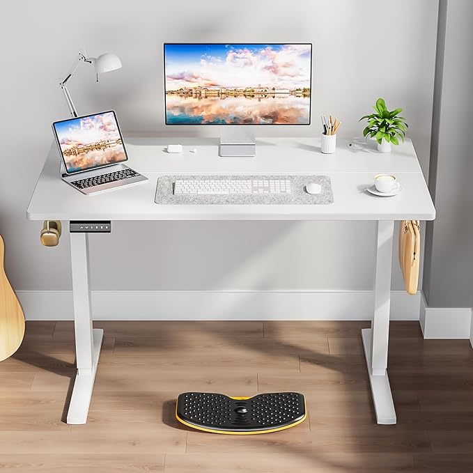 SMUG Adjustable Height Standing Desk 40 Inch Electric Sit Stand Up Down Computer Table Ergonomic Rising Modern Lift Motorized Gaming Desktop Workstation for Work Home Office White
