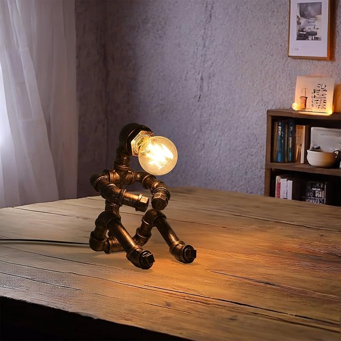 XEYOU Steampunk Table Lamp Vintage Industrial Iron Robot Desk Lamp Creative Water Pipe Robot Light for Bedside Table Nightstand Bar Restaurant Café