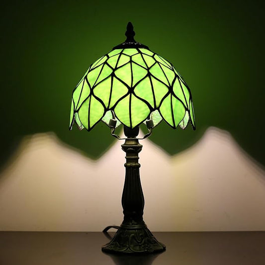 Tiffany lamp 8-inch Small Vintage-Style Stained Glass Table lamp mini Desktop Decorative Night Light Reading lamp for Bedroom Bedside and Study